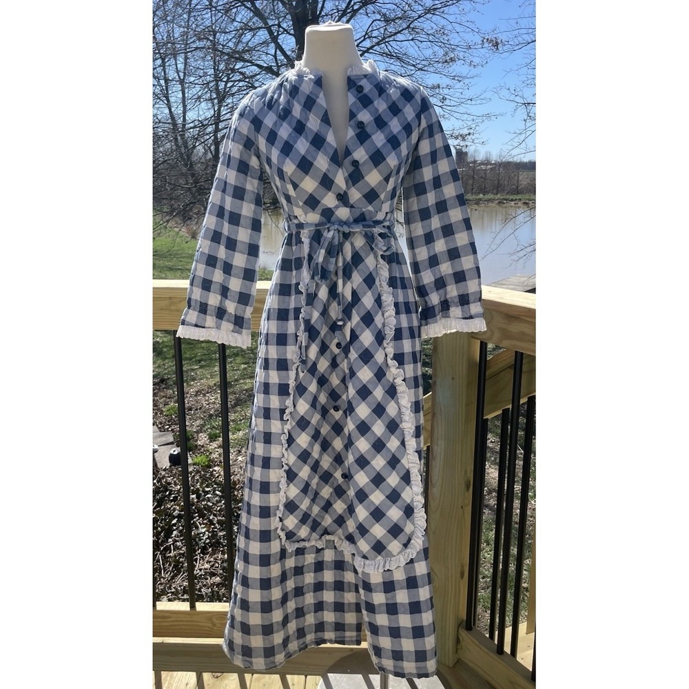 Vintage Raymodes Quilted Robe House Coat 70s Housewife Cottagecore Gingham SM